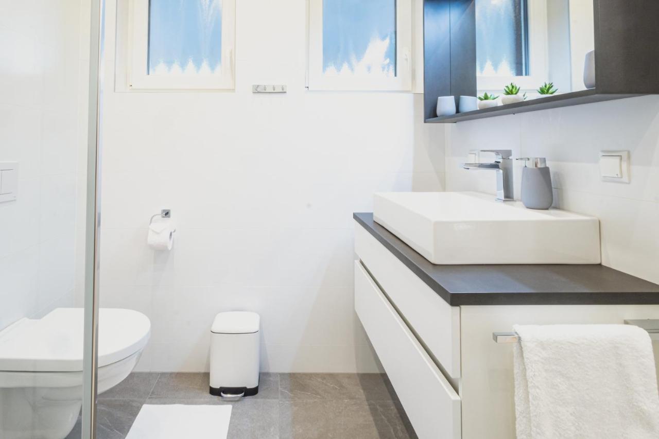 Deluxe Apartment Грац Экстерьер фото